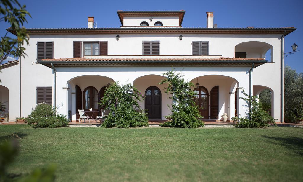 Agriturismo Tra Gli Ulivi, Chiappini Winery Bolgheri Exterior foto